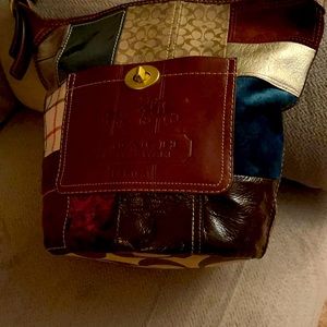 Vintage Coach shoulder bag !